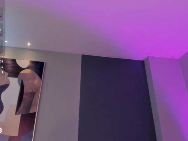 CorinneRusso live webcam show