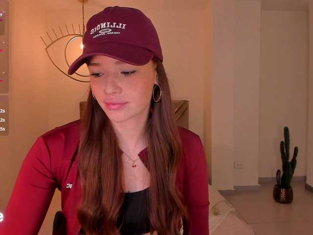 CorinneRusso live cam on BongaCams