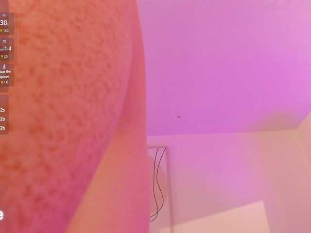 CorinneRusso live cam on BongaCams