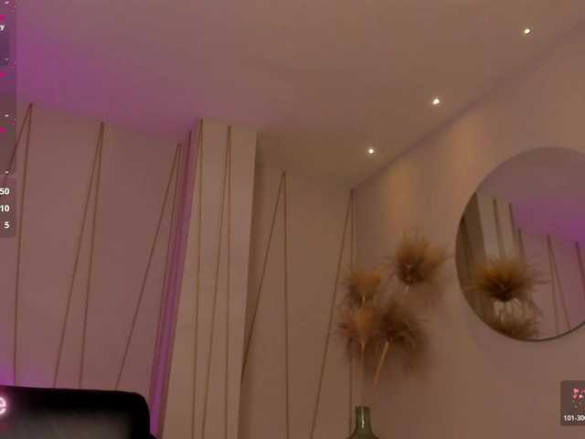 CorinneRusso live cam on BongaCams