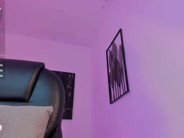 CorinneRusso live cam on BongaCams