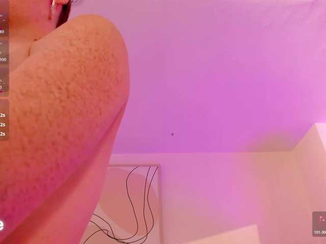 CorinneRusso live cam on BongaCams