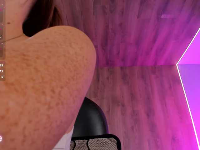 CorinneRusso live cam on BongaCams