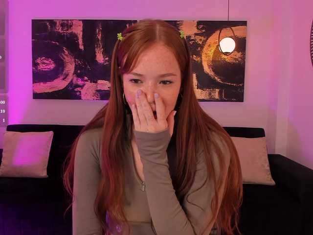 CorinneRusso live webcam show