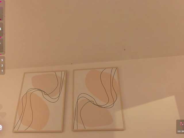 CorinneRusso live cam on BongaCams