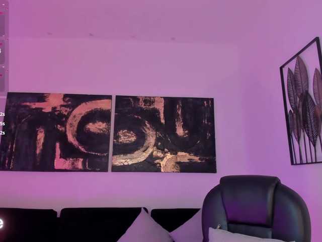 CorinneRusso live cam on BongaCams