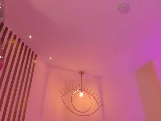 CorinneRusso live cam on BongaCams