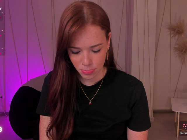 CorinneRusso live cam on BongaCams