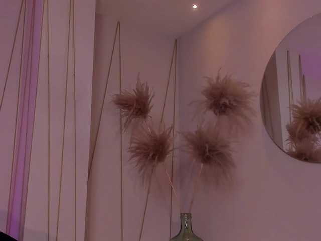 CorinneRusso live cam on BongaCams