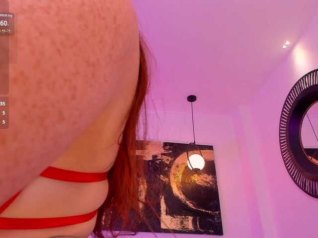 CorinneRusso live webcam show
