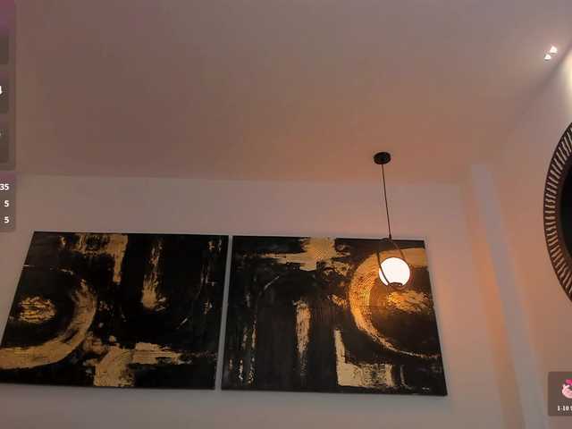 CorinneRusso live webcam show