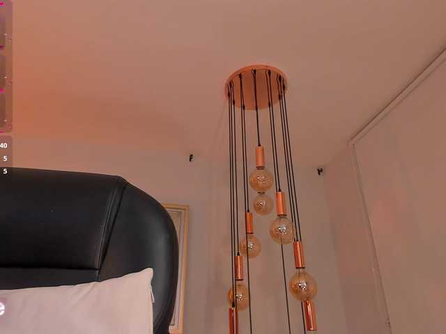 CorinneRusso live cam on BongaCams