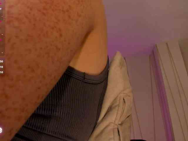 CorinneRusso webcam
