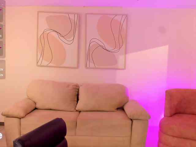 CorinneRusso Live Webcam on BongaCams