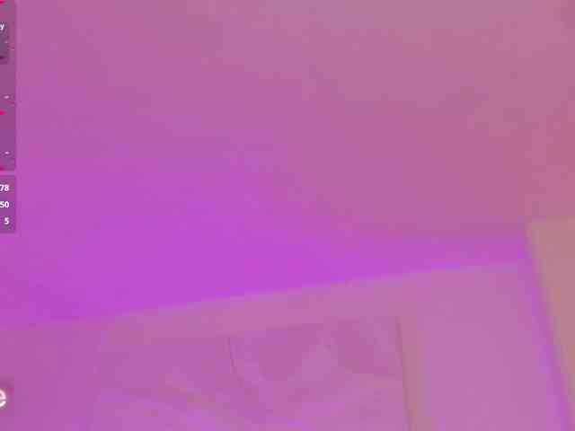 CorinneRusso webcam