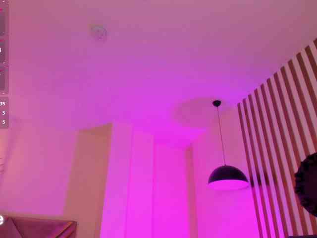 CorinneRusso webcam