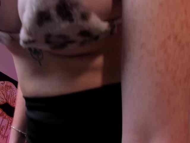 CorinneRusso webcam