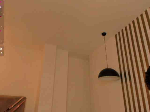 CorinneRusso webcam