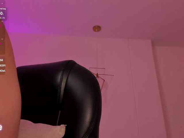 CorinneRusso webcam