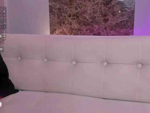 CorinneRusso webcam