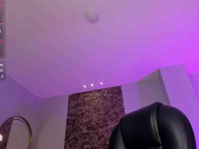 CorinneRusso webcam