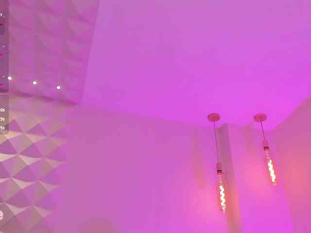 CorinneRusso webcam