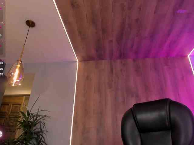 CorinneRusso webcam