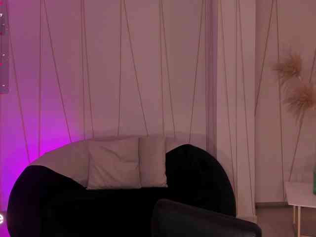 CorinneRusso webcam
