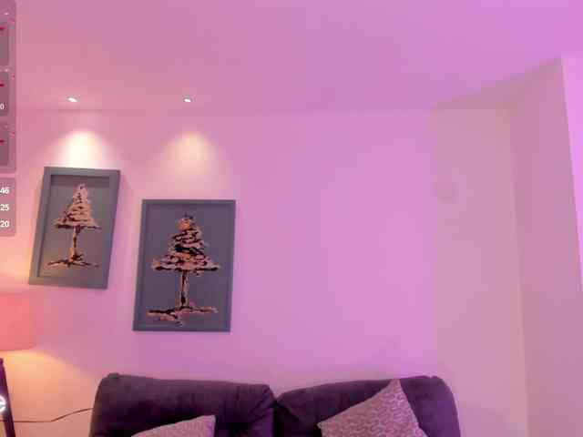 CorinneRusso Live Webcam on BongaCams