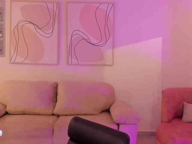 CorinneRusso webcam