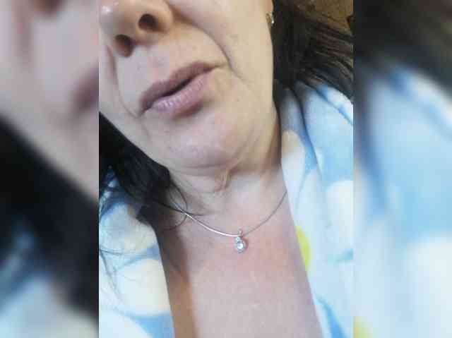 Klassnaya-1 Live Webcam on BongaCams
