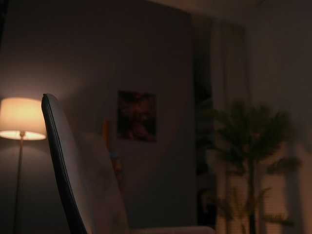 SerenaGrant live cam on BongaCams