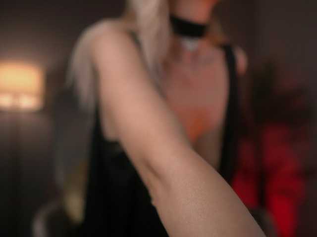 SerenaGrant live cam on BongaCams