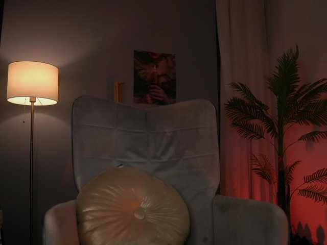SerenaGrant live cam on BongaCams