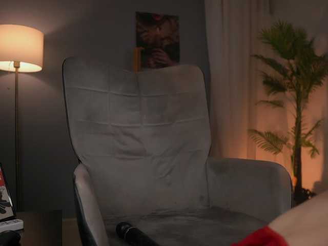 SerenaGrant live cam on BongaCams