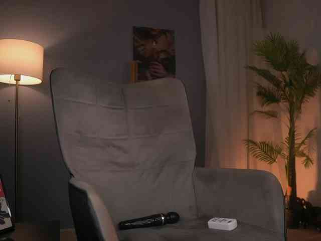 SerenaGrant webcam