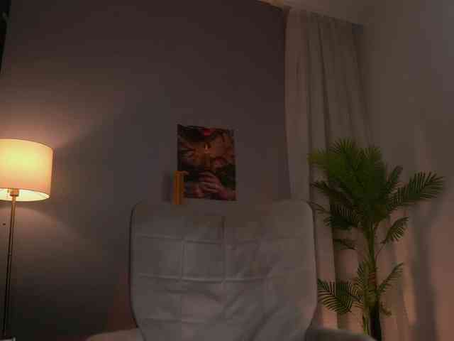 SerenaGrant webcam
