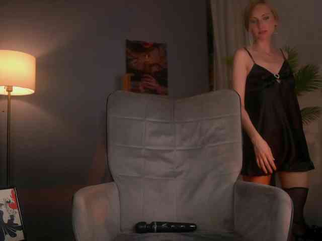 SerenaGrant webcam