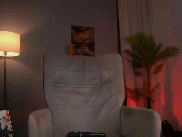 SerenaGrant webcam