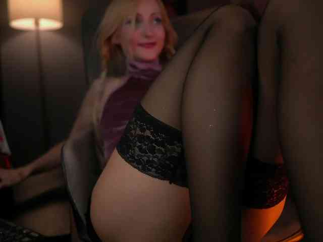 SerenaGrant webcam