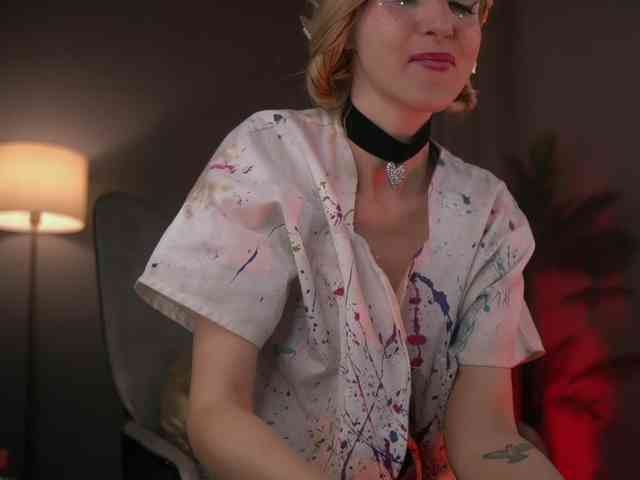 SerenaGrant webcam