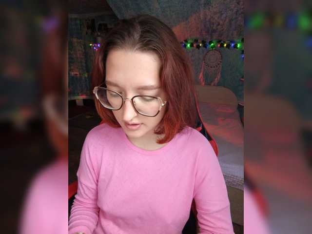 girl Rosia-Guess