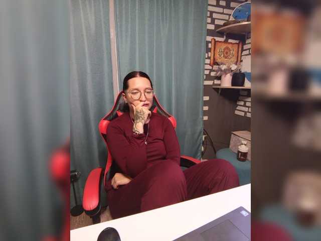 Rosia-Guess live cam