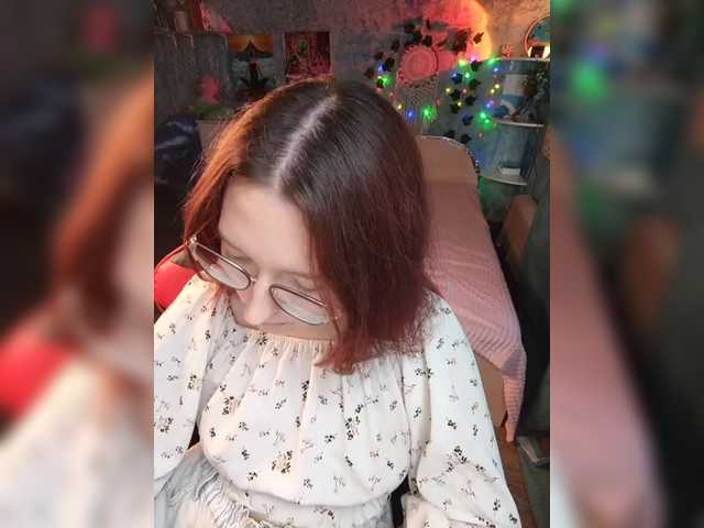 Rosia-Guess's BongaCams show and profile