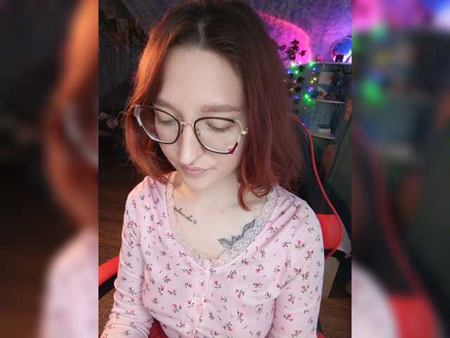 Rosia-Guess live cam