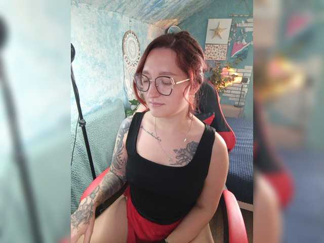 Rosia-Guess live webcam show
