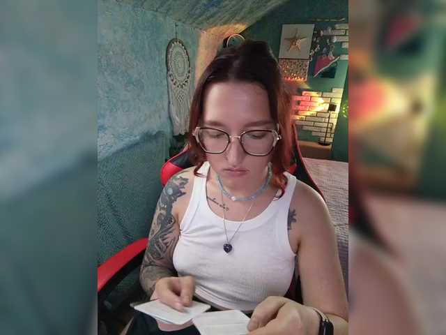 Sex chat gratuit in direct cu Rosia-Guess pe BongaCams