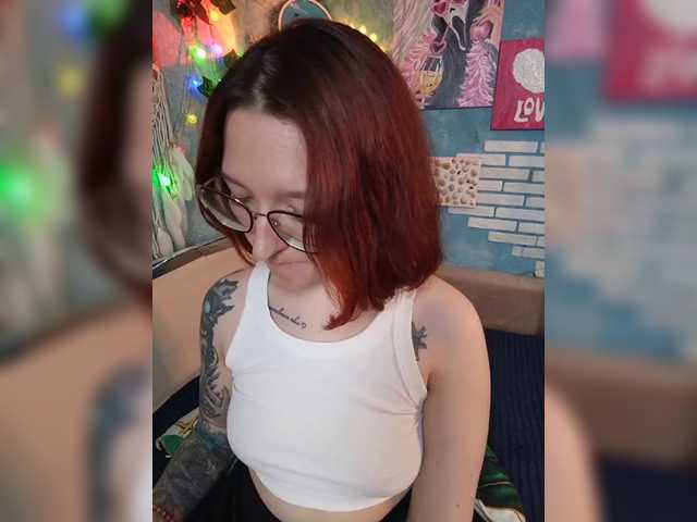 Rosia-Guess's BongaCams show and profile