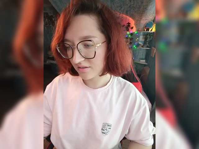 Rosia-Guess's BongaCams show and profile