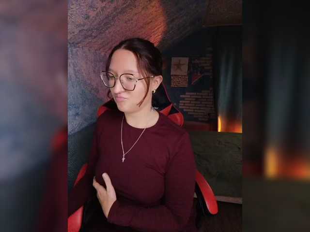 KRISTINA-S live cam preview